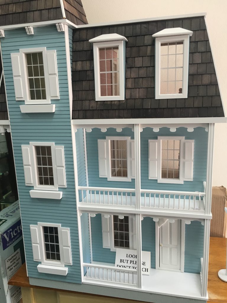 My Doll's House | Catenya.com