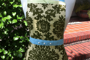 The Mom Who Can't Cook Show Damask Vintage Apron. Catenya McHenry