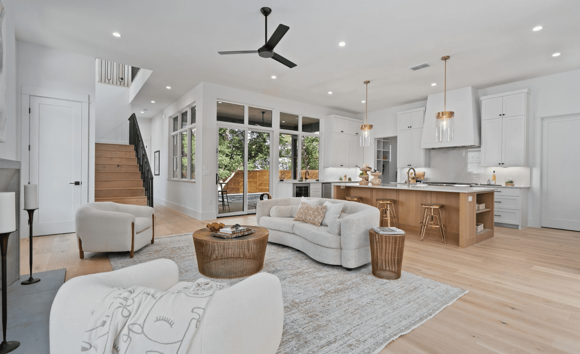 2308 West Oak Drive in South Austin is featured on Lifestyle Austin with Catenya McHenry