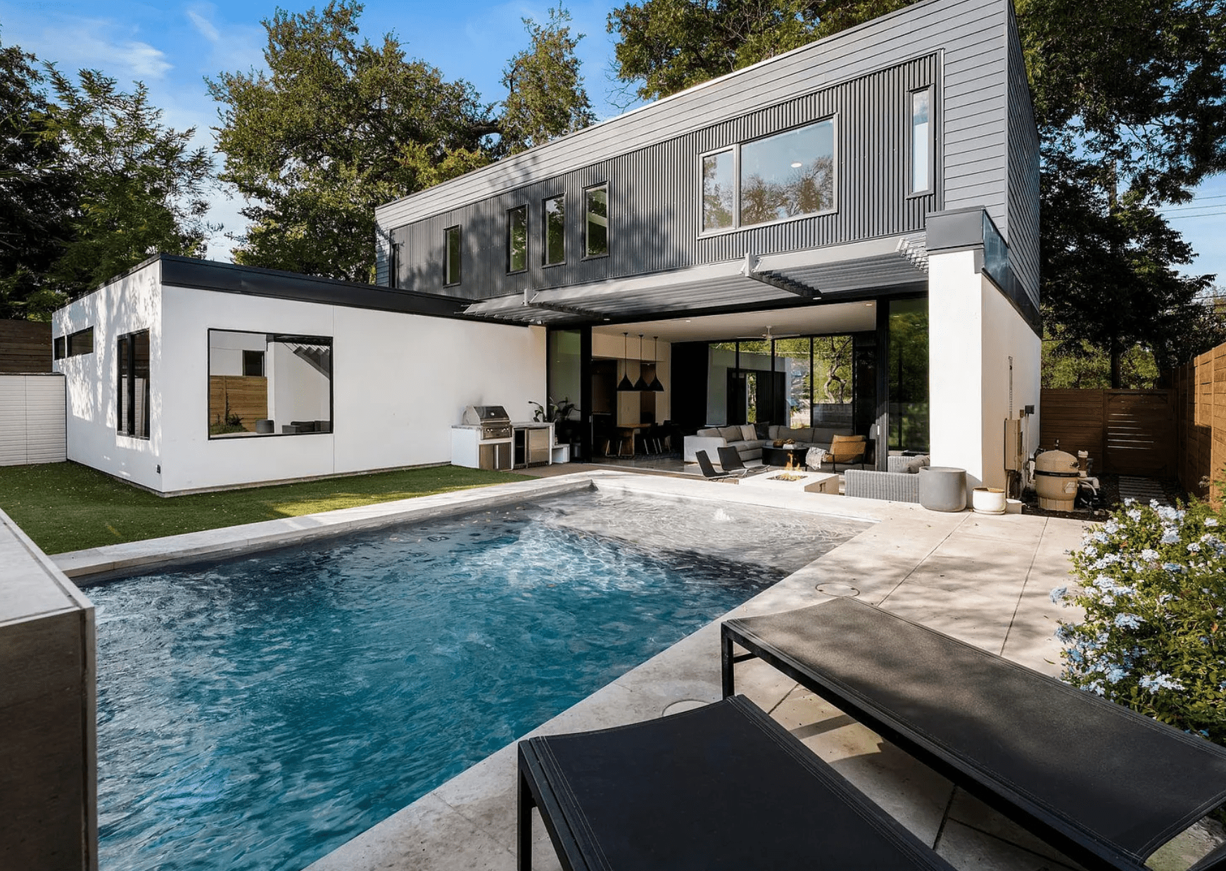 $2.4 million oasis near Zilker Park in Austin is featured on Lifestyle Austin with Catenya McHenry